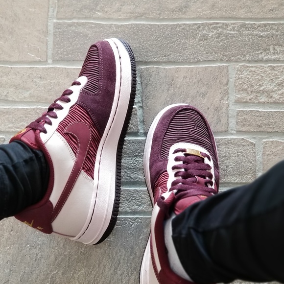 🚨SOLD🚨 Nike Air Force 1 Low - Picture 4 of 8